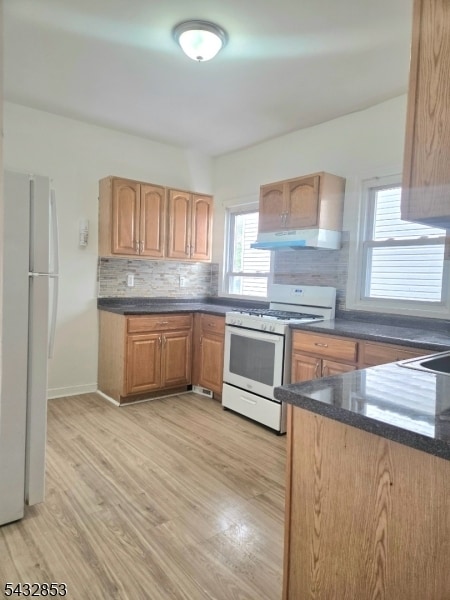 Building Photo - 21 Davis Ave Unit 1
