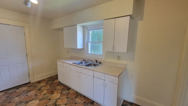 Photo - 1133 5th Ave