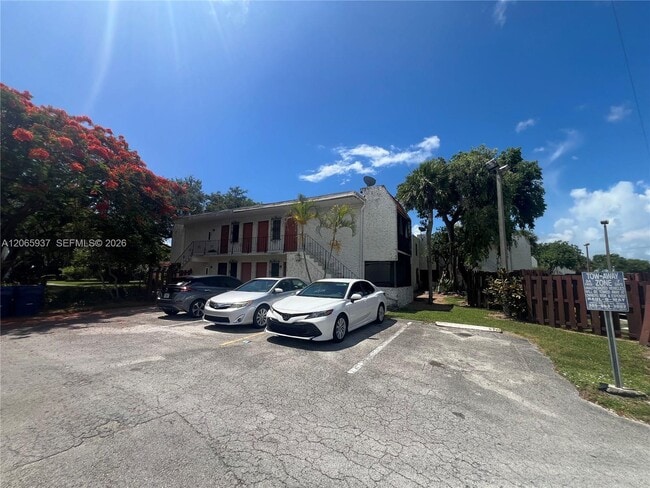 Photo - 8701 SW 141st St Unit H3