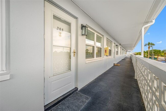 1001 77th Ave N Unit 308
