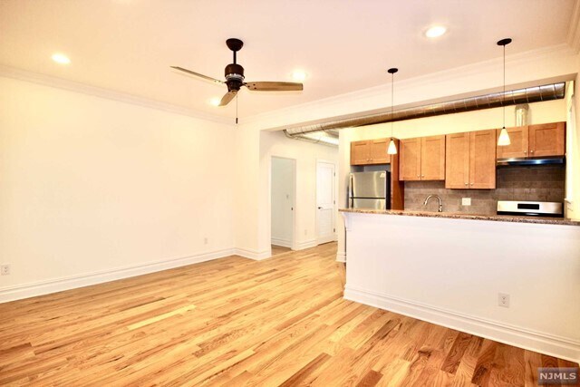 Photo - 855 Broad Ave Unidad 51