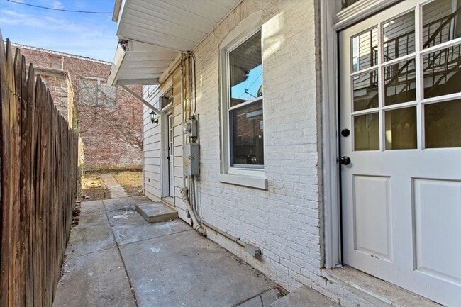 Photo - Spacious 4 Bedroom Home for Rent in York, PA!