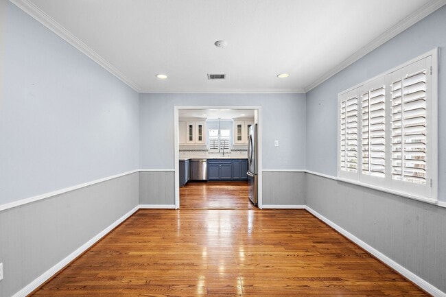 Photo - 3807 Northwestern St