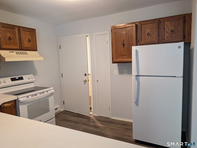 Photo - 104 Wellington Dr Unit 104