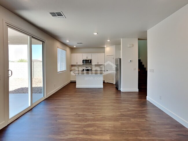 Photo - 6624 S 42nd Dr