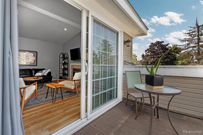 Photo - 6625 Fireside Ct