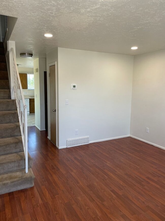 Photo - 2 Bedroom, 1.5 Bathroom Twin Home in West ...