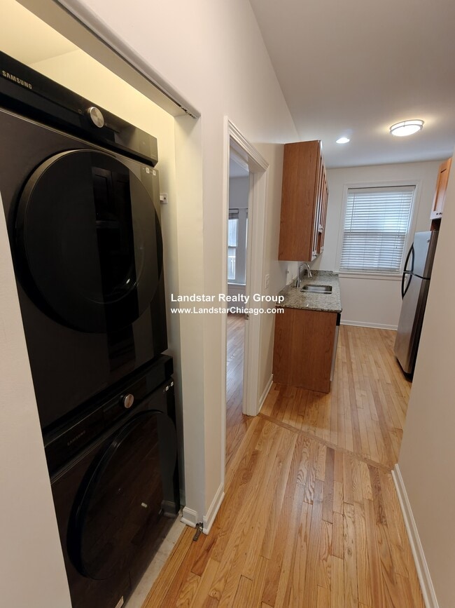 Photo - 4946 N Ridgeway Ave