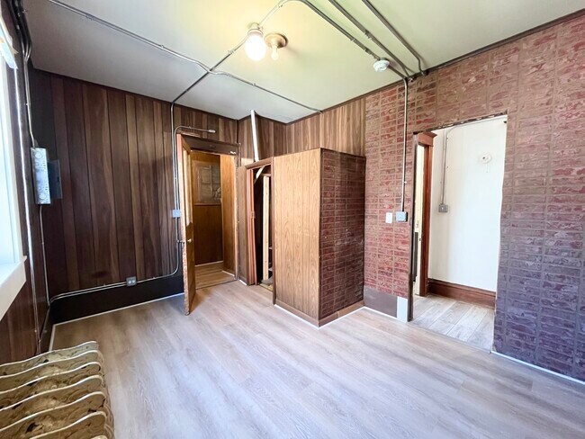 Photo - 216 E South St Unit 1