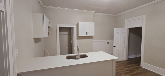 Cleveland St Duplex