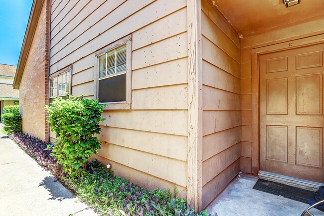 Photo - 12239 W Village Dr