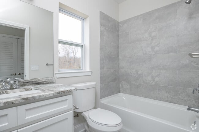 2BR, 2BA