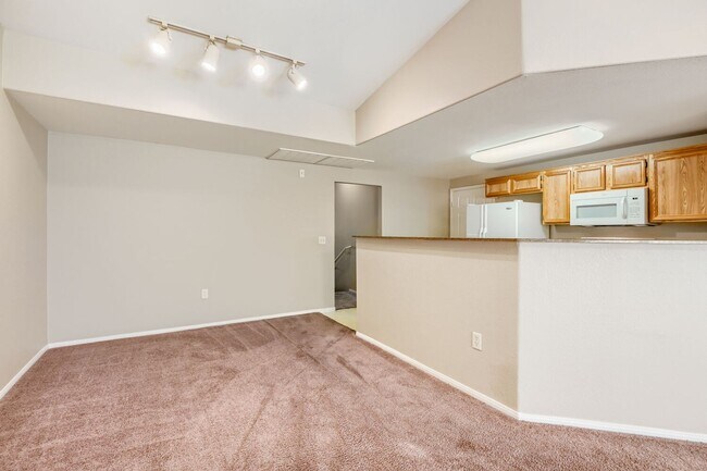 Photo - Stylish 2 Bedroom Condo With Community Amenities!
