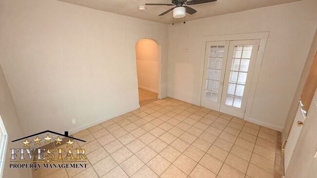 Photo - 1902 Bank St Unit 1902