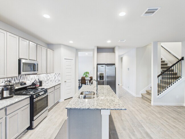Photo - 11823 Maple Oak Dr