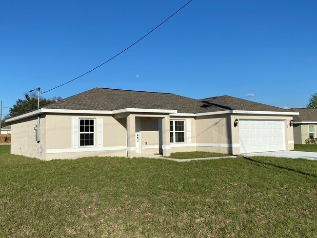 Building Photo - 3/2/2 Silver Spring Shores **Available NOW**
