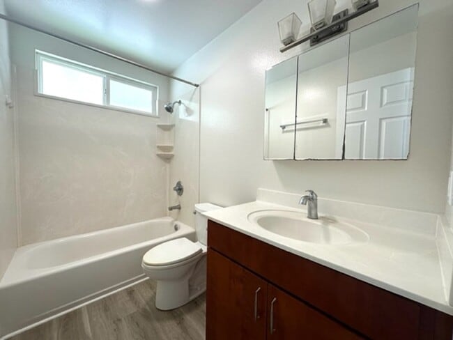 Photo - 3 Bedroom, 2 Bathroom House (Makiki / Puna...