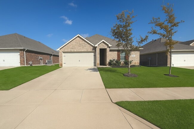 Building Photo - 612 Stampede Ln