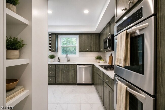 Photo - 91 Birchwood Rd