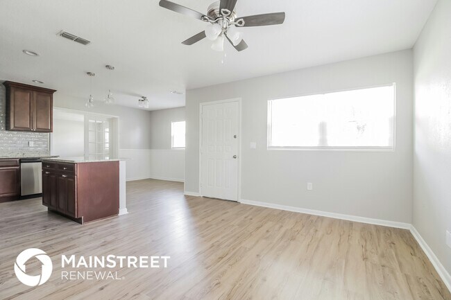 Photo - 2906 Paine Ln
