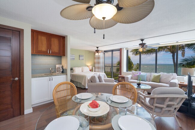 Photo - BEACH FRONT Furnished 2/2/1-pkg in Waialua...