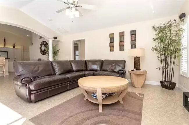 Photo - 30 Pinehurst Pl