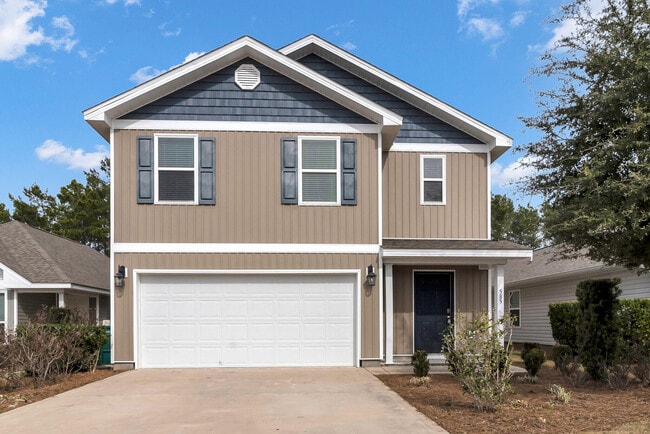 Photo - 585 Earl Godwin Rd