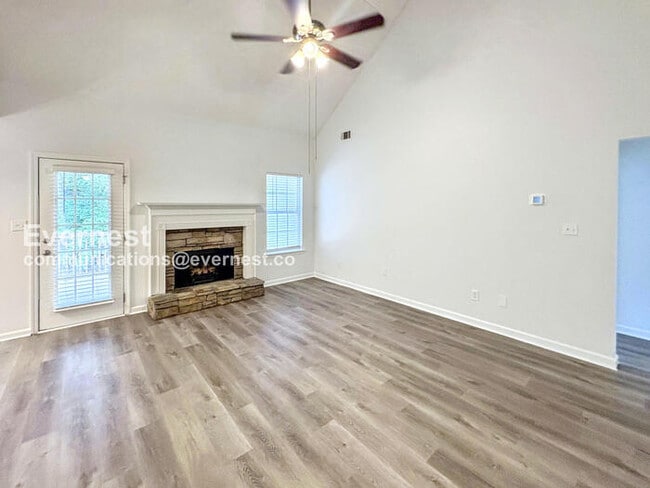 Photo - 229 Pebble Creek Dr