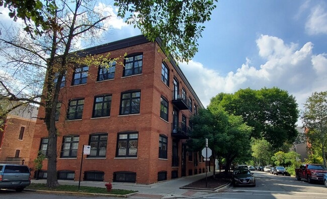 Building Photo - 1801 W Thomas St Unit 3