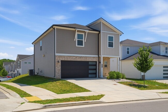 Building Photo - 4371 Skyridge Dr
