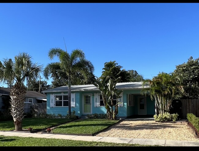 Photo - 5321 Newton Ave S