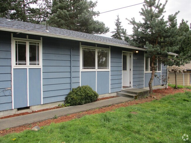 Building Photo - 2025 99th Ave SE Rental