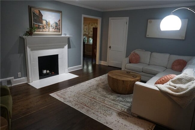 Photo - 2210 Lenox Rd NE