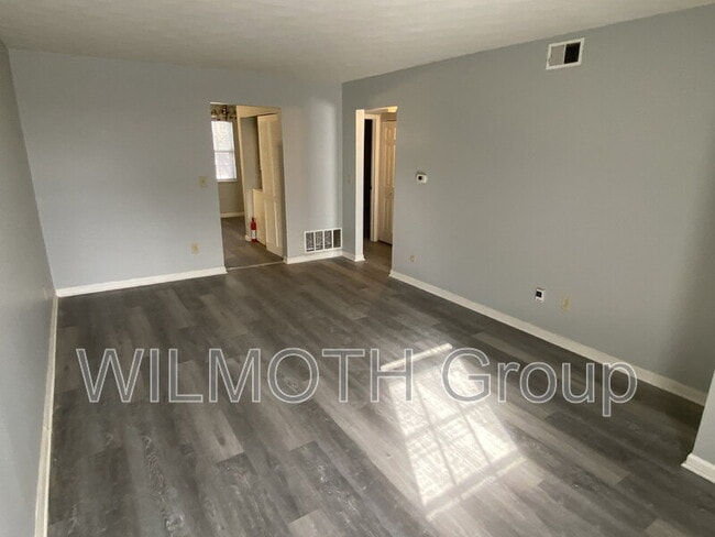 Photo - 1329 Millerwood Dr