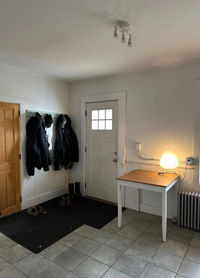 Photo - 139 Railroad St Unidad 1