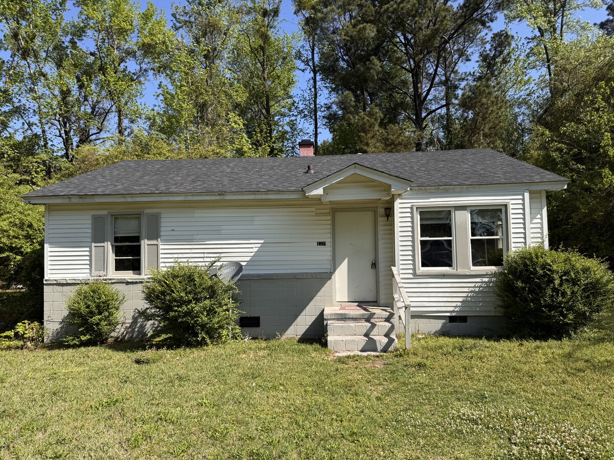 Photo - 120 N Aiken Dr House