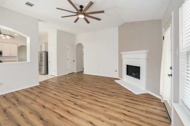 Photo - 108 Windmill Cir