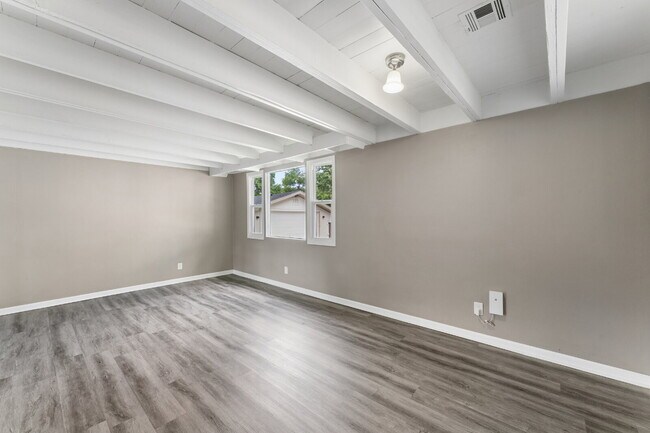 Photo - Charming Mid-Century Ranch Home Available Now! 1st Month's Rent is FREE!*