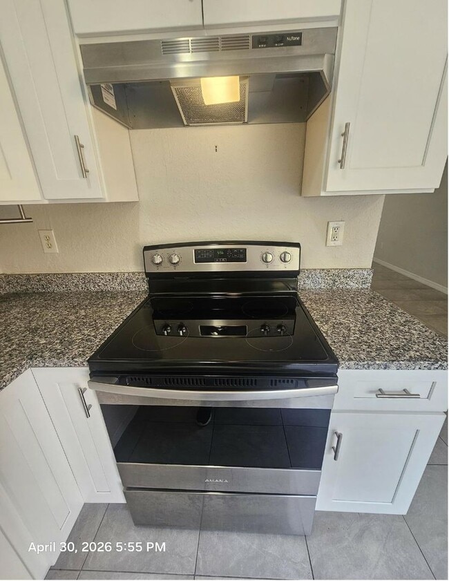 Photo - Beautiful and cozy 2/1 apartment available now!
