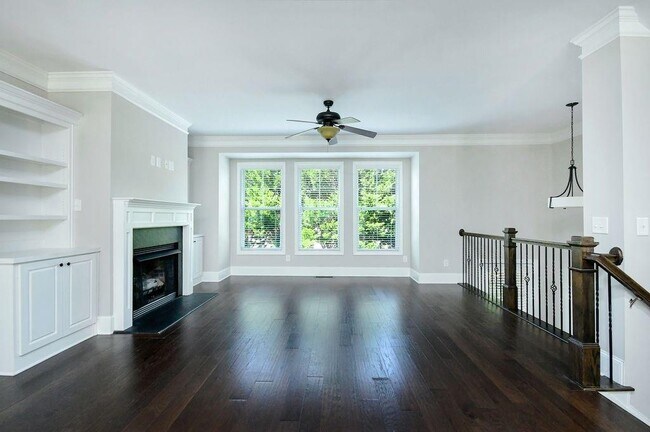 1265 Linden Ct