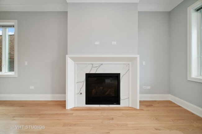 Photo - 4819 N Ashland Ave Unit 1E
