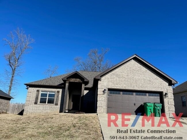 Building Photo - Sorry No Smoking and No Pets Permitted