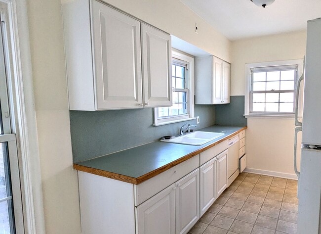 Photo - 1383 Montague Ave