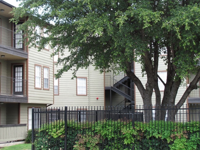Buena Vista Apartments
