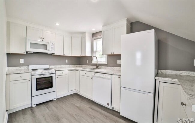 Photo - 156 Hoover Ave