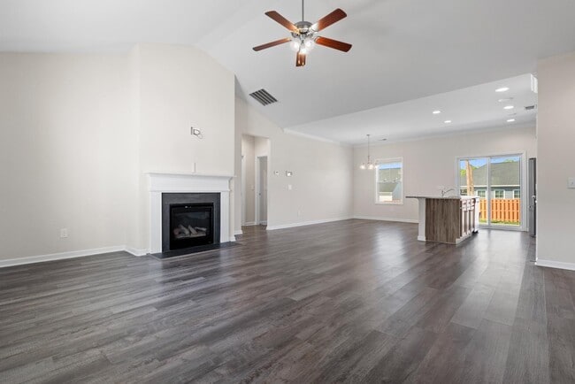 Photo - 311 Temple Cress Ave
