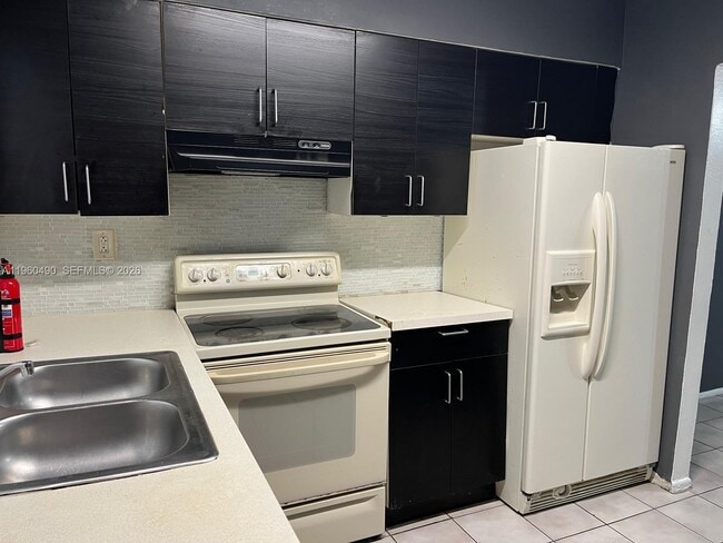 Photo - 1439 NW 8th Ave Unit 0