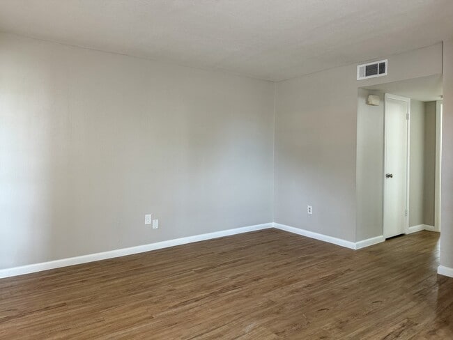 Photo - 2101 6th Ave N Unit 3