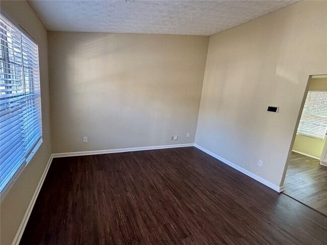 Photo - 3972 Glenwood Downs Ln