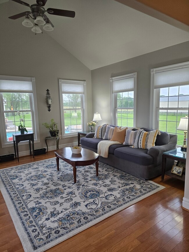 Photo - 10850 Misty Creek Ct Unit Room #1